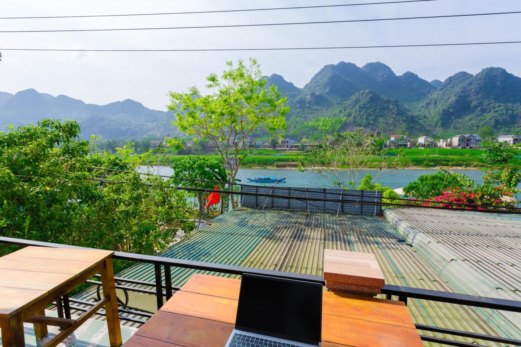 Son River Homestay Phong Nha Exterior photo